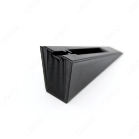 Black Triangular Plastic Wedge Spacer – Injection Molded Hollow Wedge Block