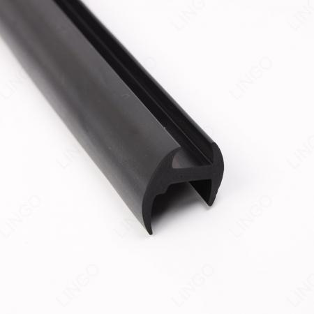 Integrated D-Surface U-Groove Rubber Edge Trim Seal Strip For Metal Panel